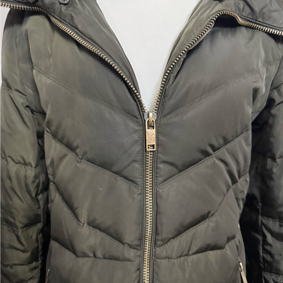 MICHAEL Michael Kors Olive Hooded Puffer Jacket women’s size medium - Picture 5 of 10